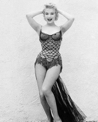 Marilyn Monroe Nude Porn Pictures Xxx Photos Sex Images Page Pictoa