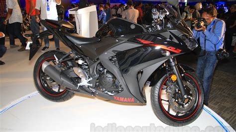 Yamaha Reveals New Colorways For Refreshed Yzf R Yzf Off