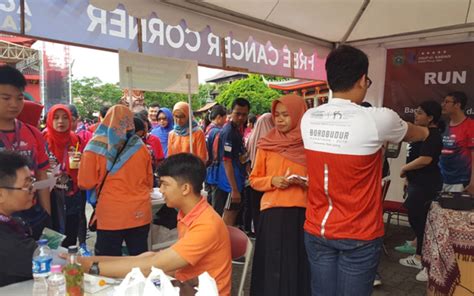 Screening Kesehatan Bagi Peserta Run Against Cancer RAC 2020 Di Kota