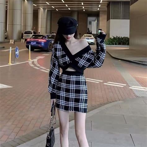 Xu hướng thời trang nữ hot nhất hiện nay Festival Fashion Kpop fashion outfits