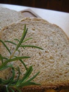 Pane Con Pasta Madre Nella Macchina Del Pane Innamorati In Cucina