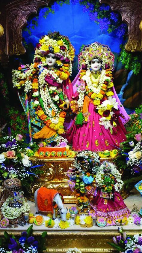iskcon temple radha krishna wallpaper
