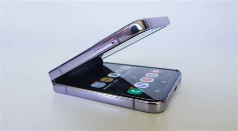 Samsung Galaxy Z Flip 4 (SM-F721B) review – Pickr