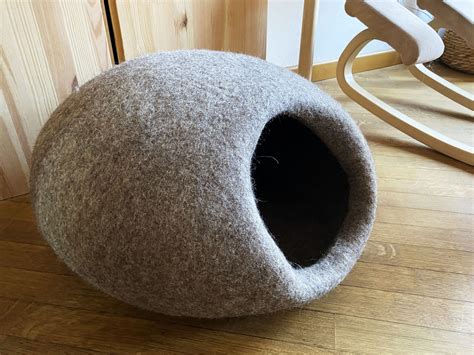 Letto Per Gatto Cuccia Gatto In Feltro Grotta 100 Lana Etsy