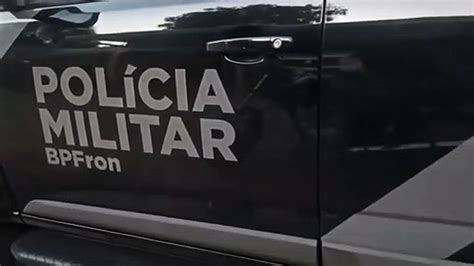 Homem Tenta Dispensar Droga Ao Ver Policiais Mas Acaba Preso Em