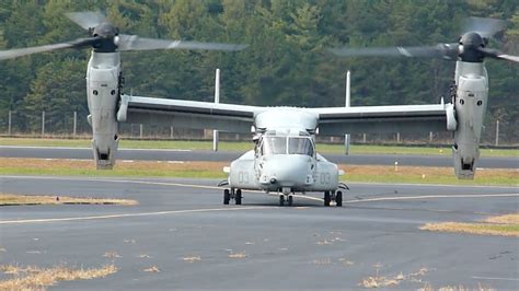 MV-22 Osprey Tiltrotor taxi and shutdown - YouTube