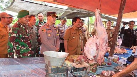 Jelang Ramadhan Bupati Kapolres Dan Dandim Balangan Turun Ke Pasar