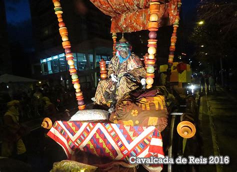 La Cavalcada De Reis Desfilada Pels Carrers De La Ciutat