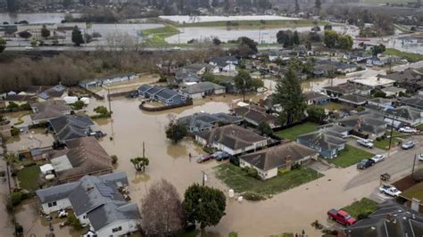 Videos Las Aterradoras Imágenes De Las Inundaciones Donde Han Muerto