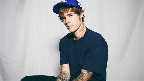 Justin Bieber Vende Acervo Musical Por R Bilh O