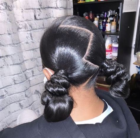 𝒖𝒓𝒃𝒂𝒏𝒃𝒓𝒂𝒕𝒕𝒊𝒆 Hair Ponytail Styles Sleek Hairstyles Aesthetic Hair