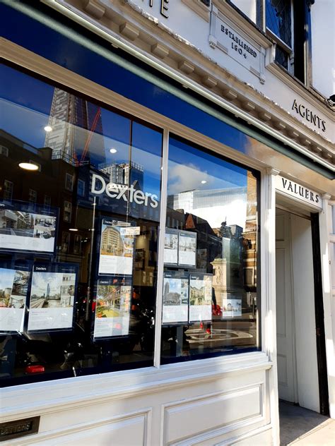 Dexters | London Bridge Estate Agents | UK 🇬🇧 - Blocks&Bricks 🧱