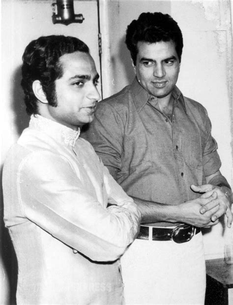 happy birthday dharmendra bollywood  action king turns
