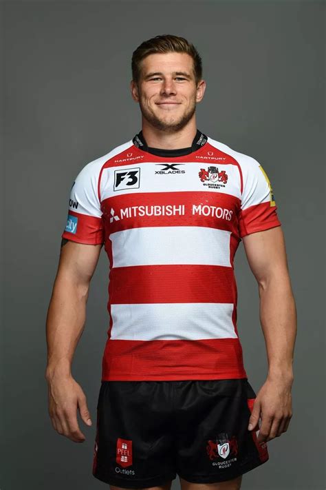 Gloucester Players Pose In Kit Ahead Of 2017 18 Season