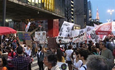 Greve Pelo Clima Mobiliza Milhares De Pessoas Pelo Mundo ECycle