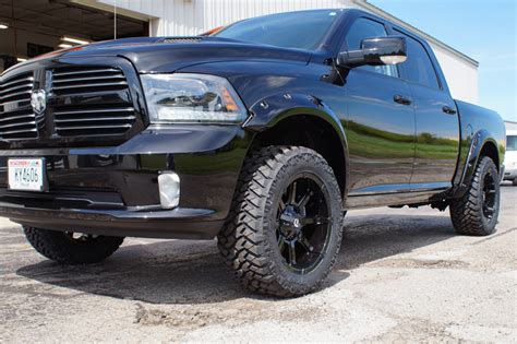 2015 Ram 1500 20x10 Fuel Offroad Wheels 295 55R20 Nitto Tires Rough