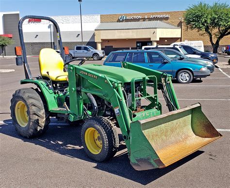 Lot John Deere 4100 Tractor W 410 Loader