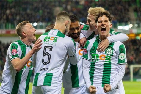 Spelers En Supporters Strijden Samen Naar Ruime Zege In Euroborg FC