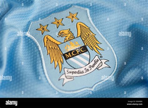 Manchester City FC Club Crest Stock Photo - Alamy