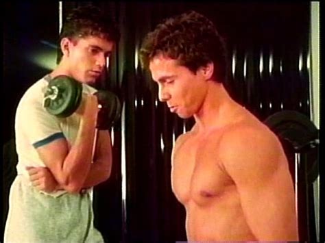 VCA Gay Cuanto más grande mejor escena 2 XVIDEOS