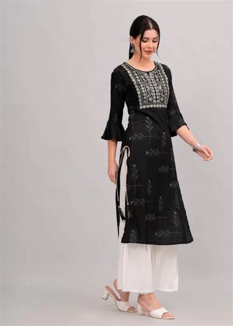 Buy MAUKA Women New Printed Kurti With Sharara Set Online At Best