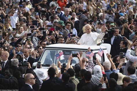 Suffering making you feel powerless? Pope's response