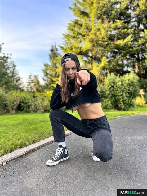 Piper Quinn Piperquinn Piperquinn Piper Quinn Nude Leaked Onlyfans Photo 1001 FapGeek