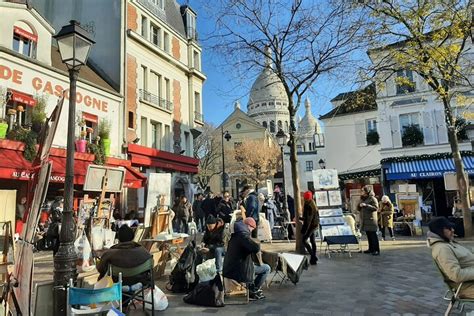 Montmartre and Sacre Coeur Guided Tour - Hellotickets