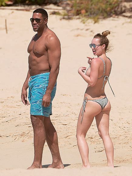 Michael Strahan And Kayla Quick Get Steamy During St Bart S Getaway