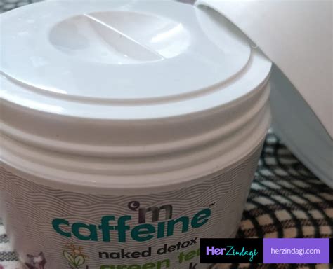Hz Tried Tested Mcaffeine Naked Detox Green Tea Hair Mask Detailed Review Herzindagi