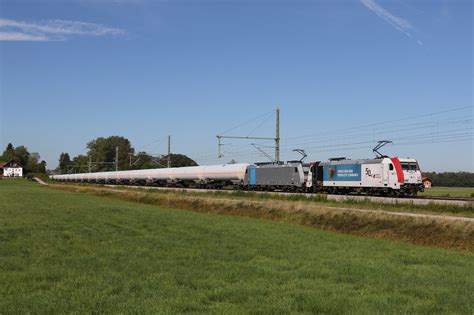 185 665 185 665 Und 186 288 Mit Druckgaskesselwagen Am 23 Flickr