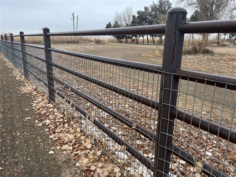 Wire Fence | A+ Fence Pipe Sales Inc