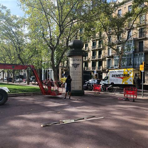 SERIELIZADOS on Twitter Estamos en Jardinets de Gràcia en Barcelona