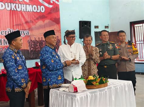 Pj Bupati Sugiat Pimpin Acara Peluncuran Buku Memetri Sejarah Desa