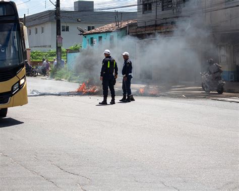 Morre garoto atropelado por ônibus do sistema BRT no Terminal de