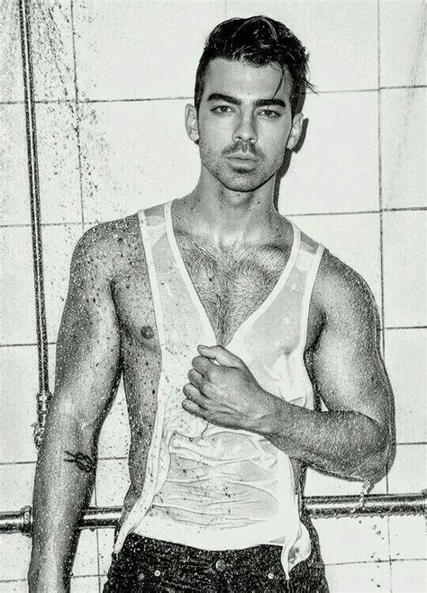 Joe Jonas Joe Jonas Celebrities Humor Hottest Celebrities Celebs