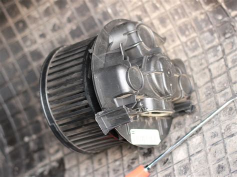 Ниссан ноут вентилятор печки схема