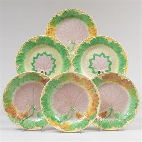 Set of Twelve Wedgwood Plates sold at auction on 2nd November | STAIR