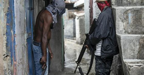 Port au Prince en état de siège METROPOLE