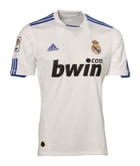 Real Madrid 2010 11 Home Kit