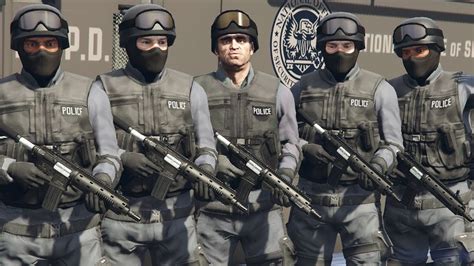 Me Transformo En El Swat Mas Fuerte De Gta Youtube