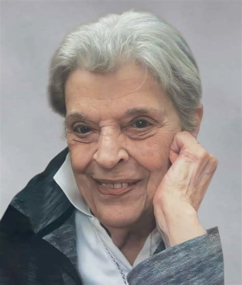 Mme Lise Chamberland Avis D C S Necrologie Obituary