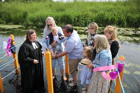 Kirche Mal Anders Unter Freiem Himmel Taufe An Der Issel Hamminkeln