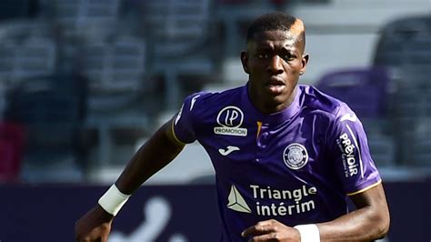 Ibrahim Sangare: Southampton interested in Toulouse midfielder ...