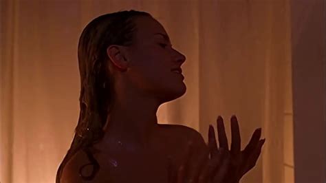 Tania Saulnier Sexy Shower Girl Smallville French Xxx Mobile