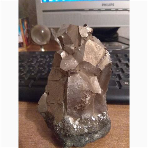 Продам метеорит залізний, купити метеорит залізний — CollectionUA