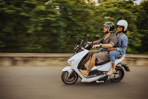 Vale a pena comprar scooter elétrica CEAPI