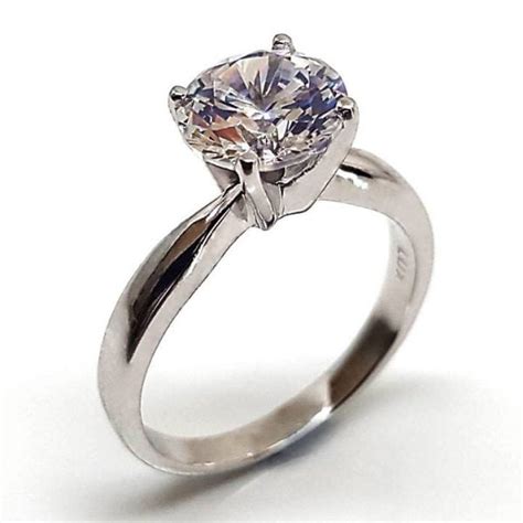 Fake Diamond Rings that look REAL from Luxuria Diamonds