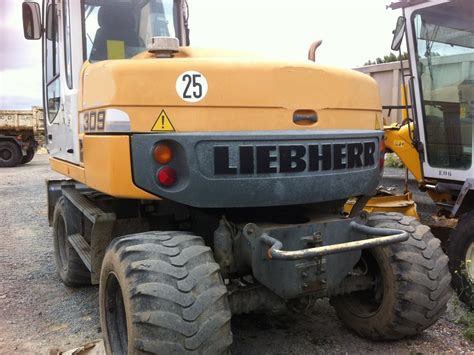 Pelle Sur Pneus A 309 Liebherr Litronic