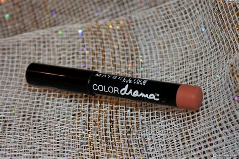Maybelline Color Drama Intense Velvet Lip Pencil Nude